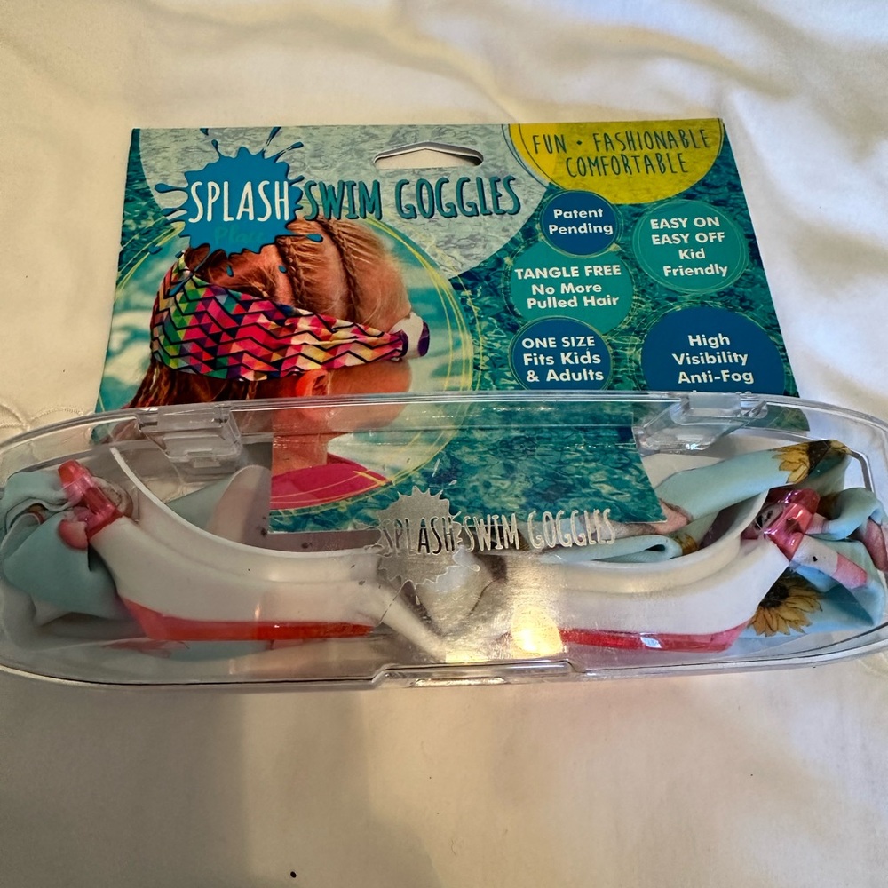 Splash swim goggles